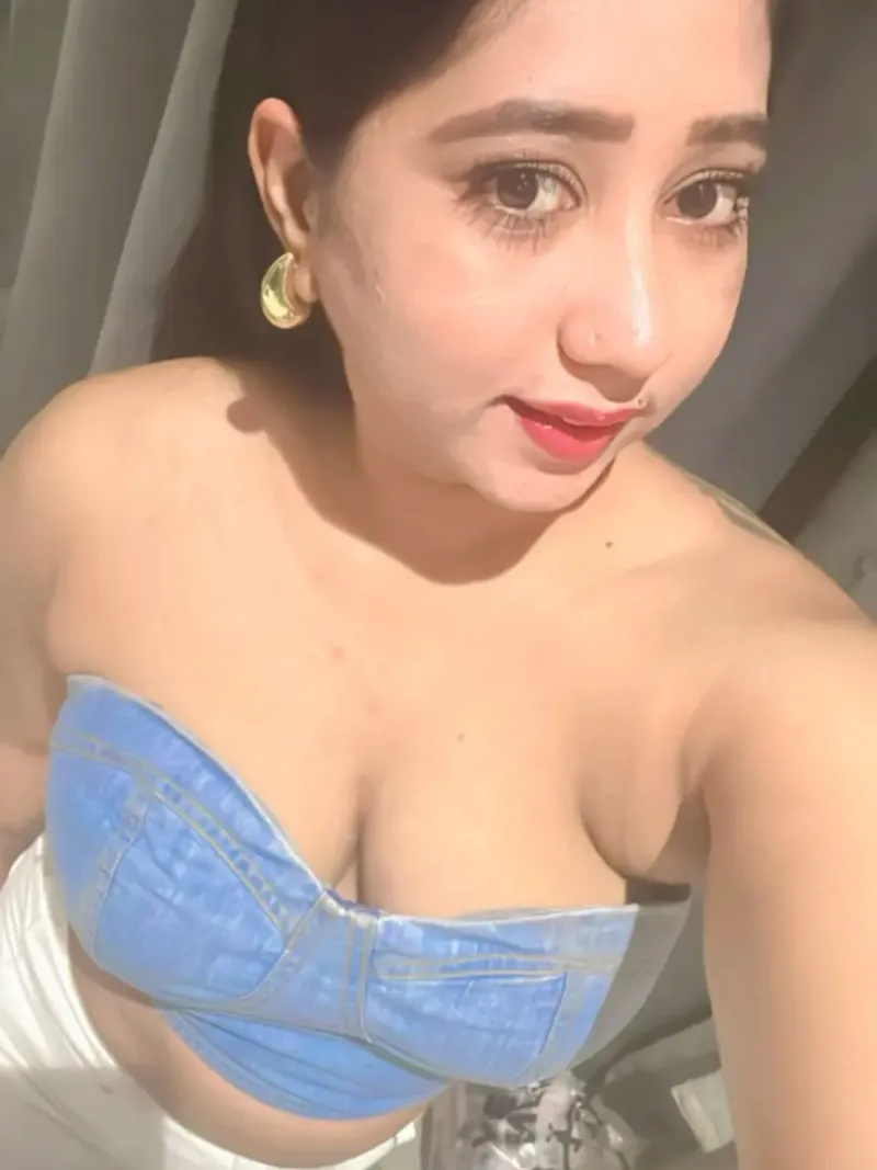 Eesha Reddy, verified companion in Airport Road